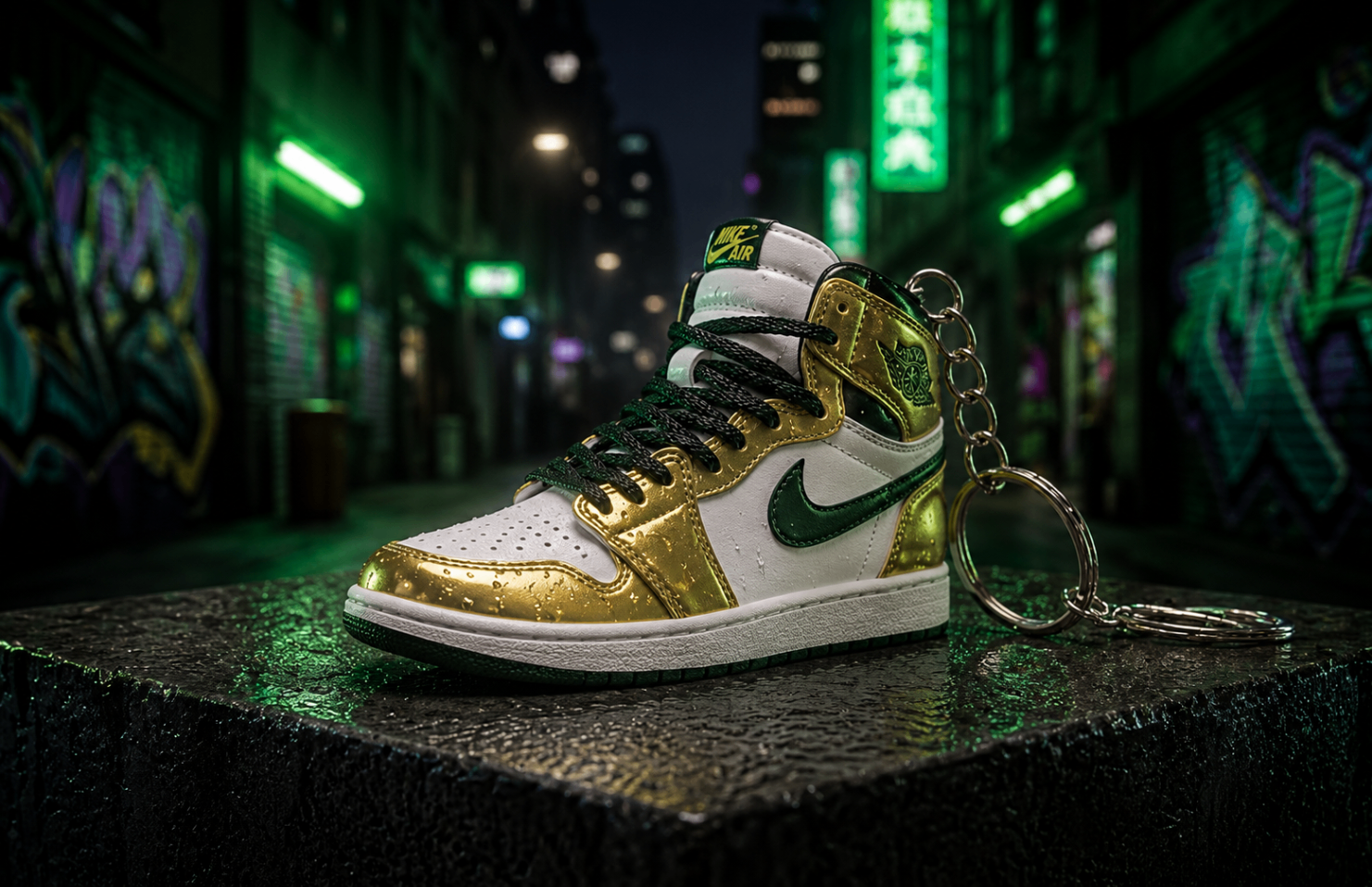 Celtics Gold mini sneakers keychain — Air Jordan 1 charm in solid metal by Bakost
