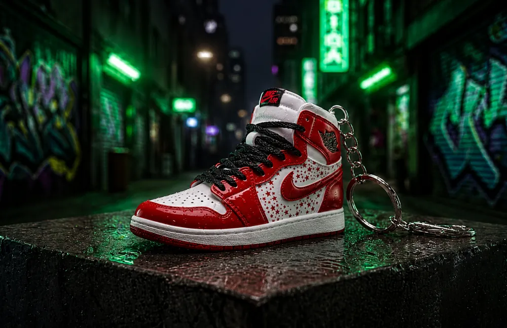 Mini Red Star Patent mini sneakers keychain — sneaker charm in solid metal by Bakost